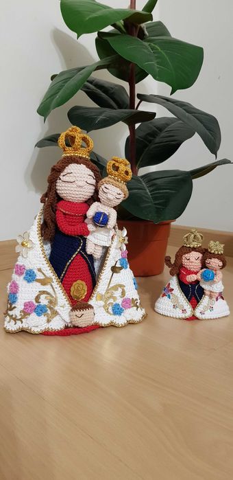 Santinha Amigurumi -Nossa Senhora de Nazaré