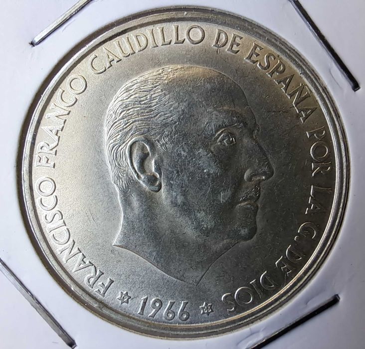 Moeda de 100 pesetas 1966, em prata