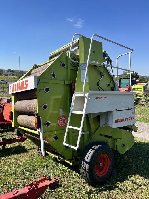 Прес підбирач Rollant 62S