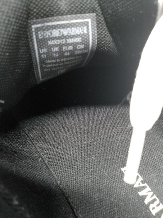 Niesamowite skórzane sneakersy Emporio Armani 44
