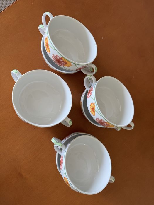 Conjunto de 8 taças Vista Alegre