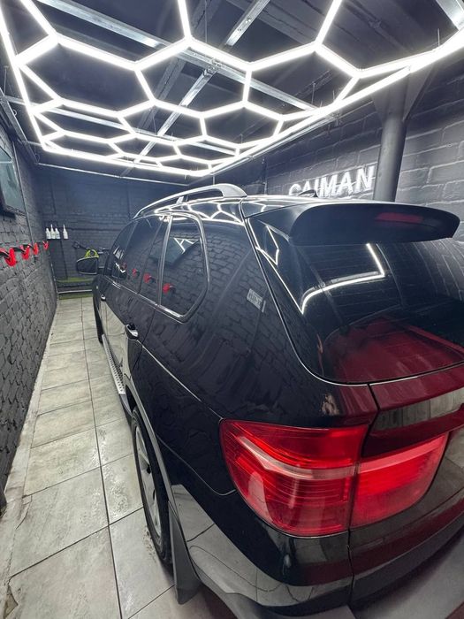 Срочно продам BMW x 5 e70  газ/бензин  в идеальном состоянии