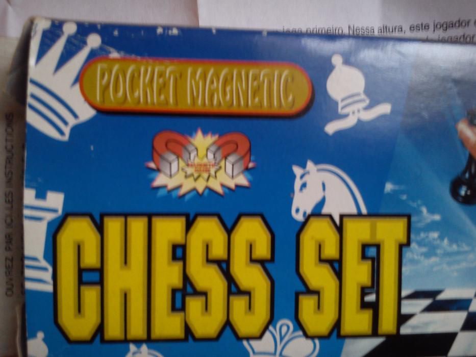 Compact Chess Set64862527314689123