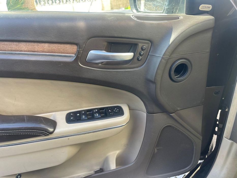 Lancia thema 3.0 tdi platinum 240cv