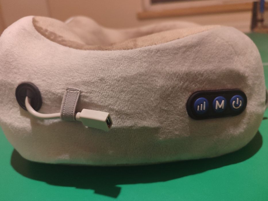 Масажна подушка безпровідна