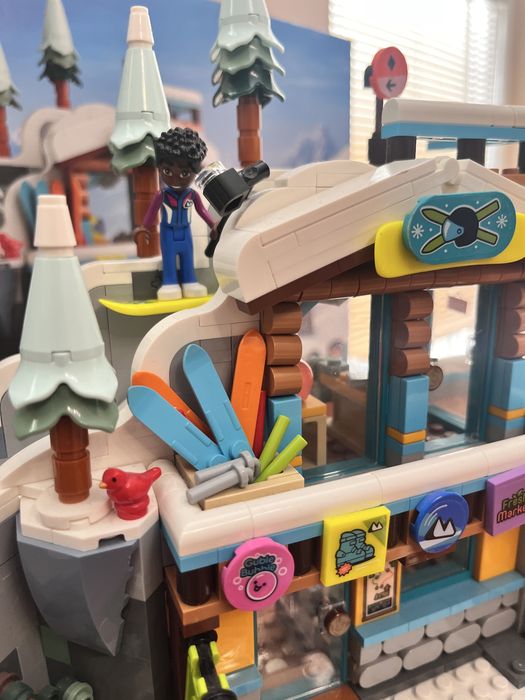 41756 Lego Friends - Stok narciarski i kawiarnia