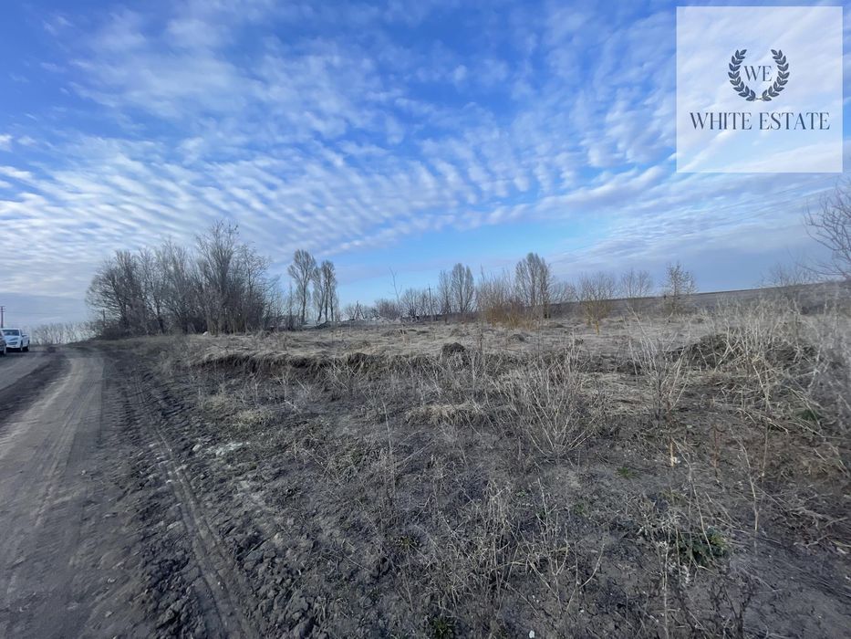 Продаж комерційної земельної ділянки
