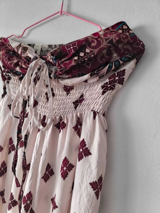 Macacão novo com etiqueta