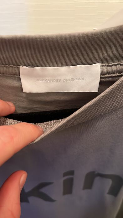 Alexander Digenova Skins T-Shirt