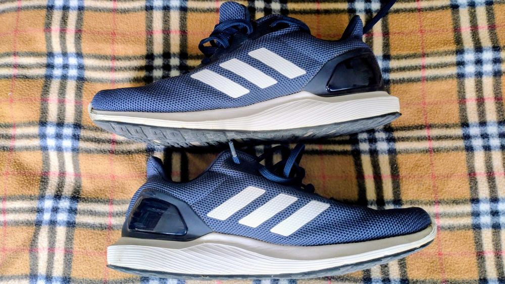 Tenis Sapatilhas corrida Adidas Azuis como novas 42 2/3