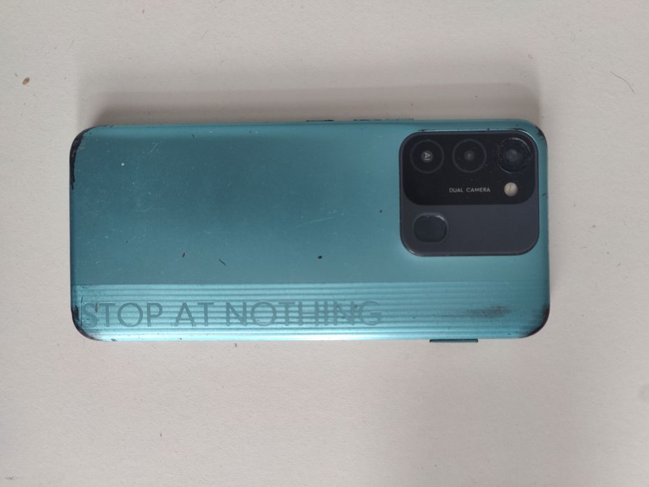 Tecno Spark 8c 4+1/64 GB 5000 mAh Робочий