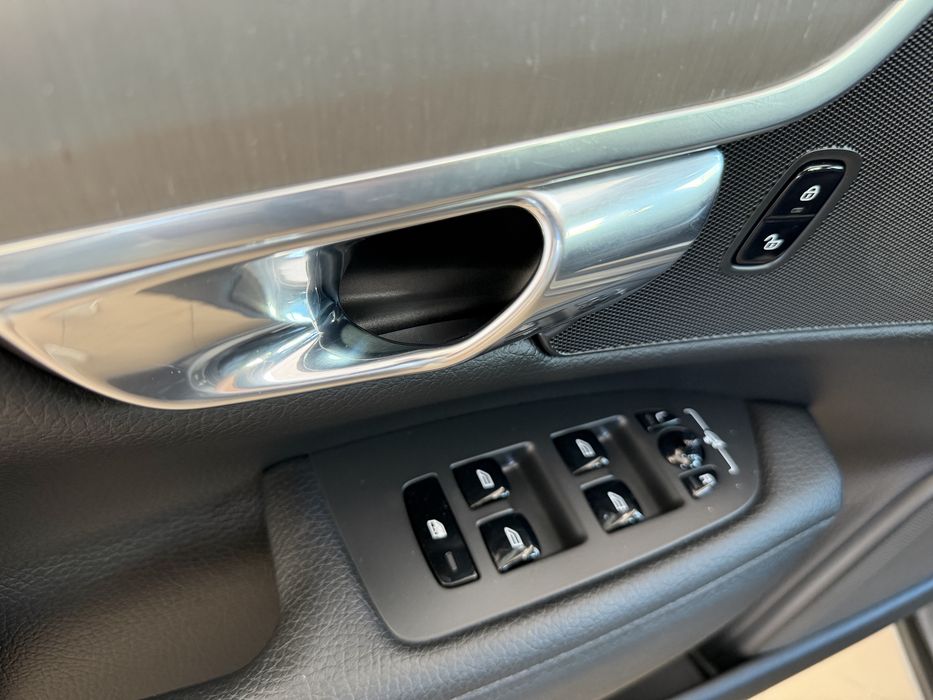 Продам Volvo v90