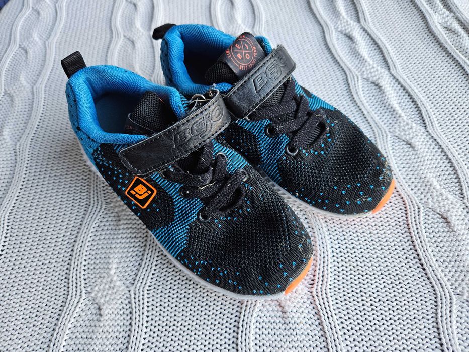 Adidasy, pólbuty Bejo, rozm.29