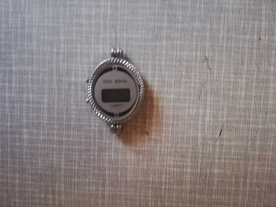 zegarki kwarcowe damskie 5 sztuk.