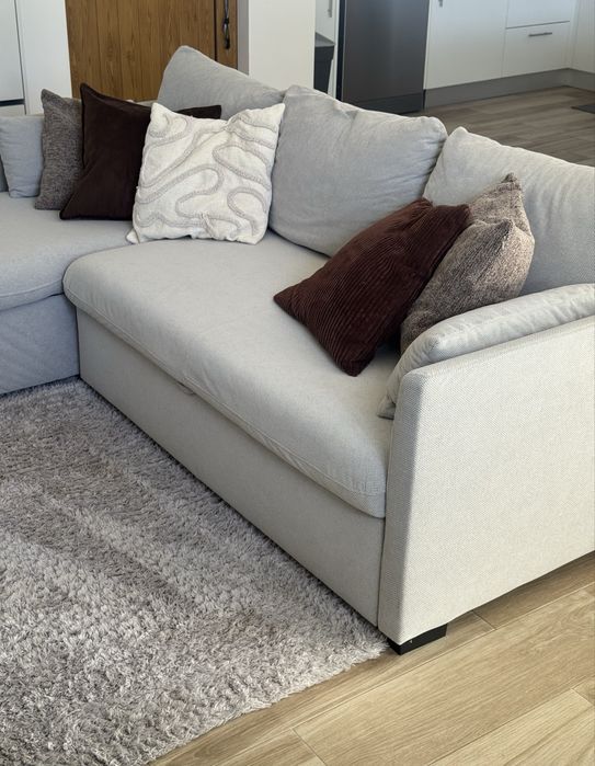 Sofa cama com arrumação seminovo