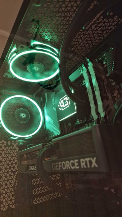 G4M3R HERO PLUS i7-14700KF/32GB/2TB/RTX4070Ti/W11