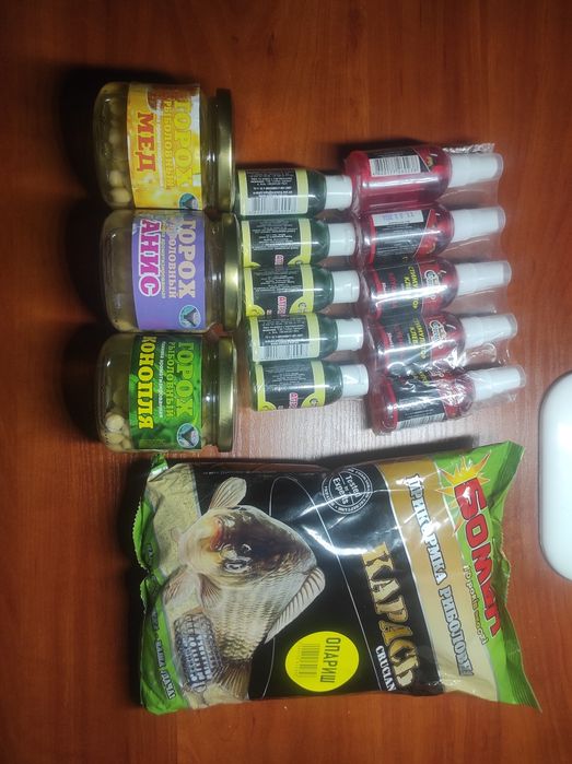 Риболовні наживки та приманки