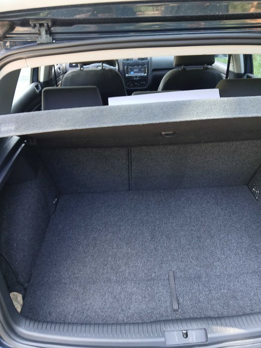 Volkswagen Golf V 1.4 Fsi 90 cv : Fiável, Económico e Pronto a Circular