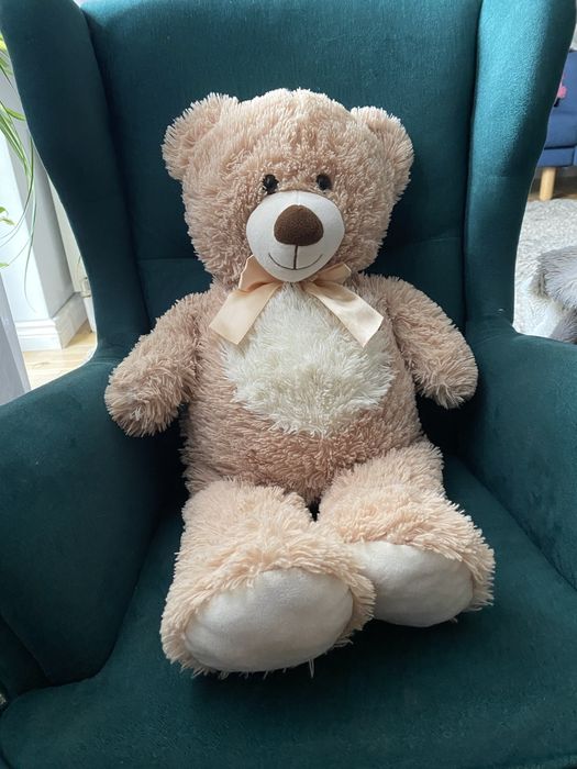 Duzy pluszowy mis w stylu Bukowski