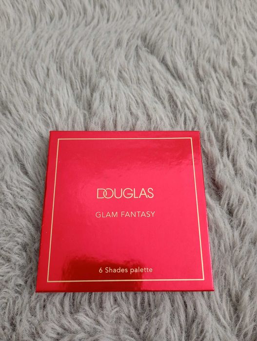 Paletka cieni Douglas zimowa wersja nowe