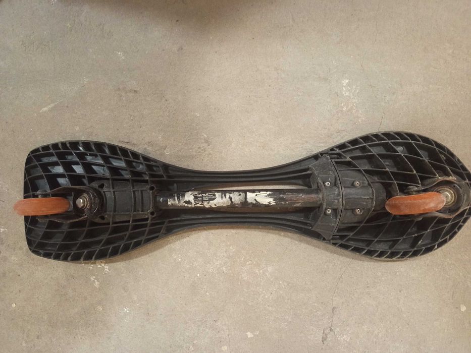 Deskorolka dwu kołowa