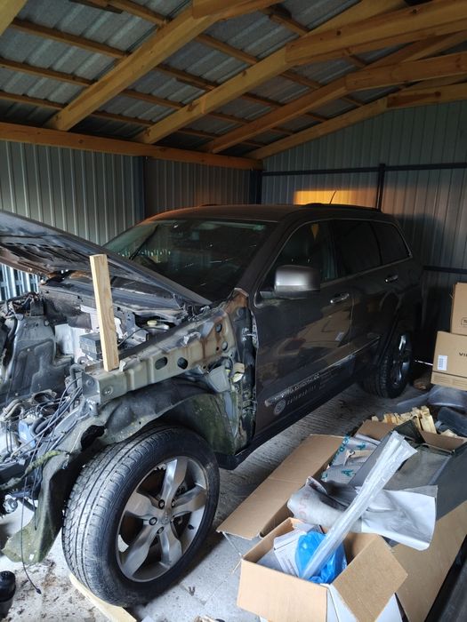 Jeep Grand Cherokee 2 sztuki