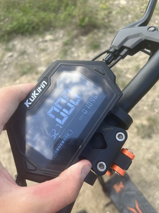 Самокат В НОВОМУ СТАНІ Kugo kurin G2 pro kukurin g2 pro самокат куго г2 про кукурин г2 про пробіг 1200 оригінальний