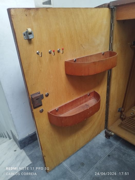 Máquina de costura antiga