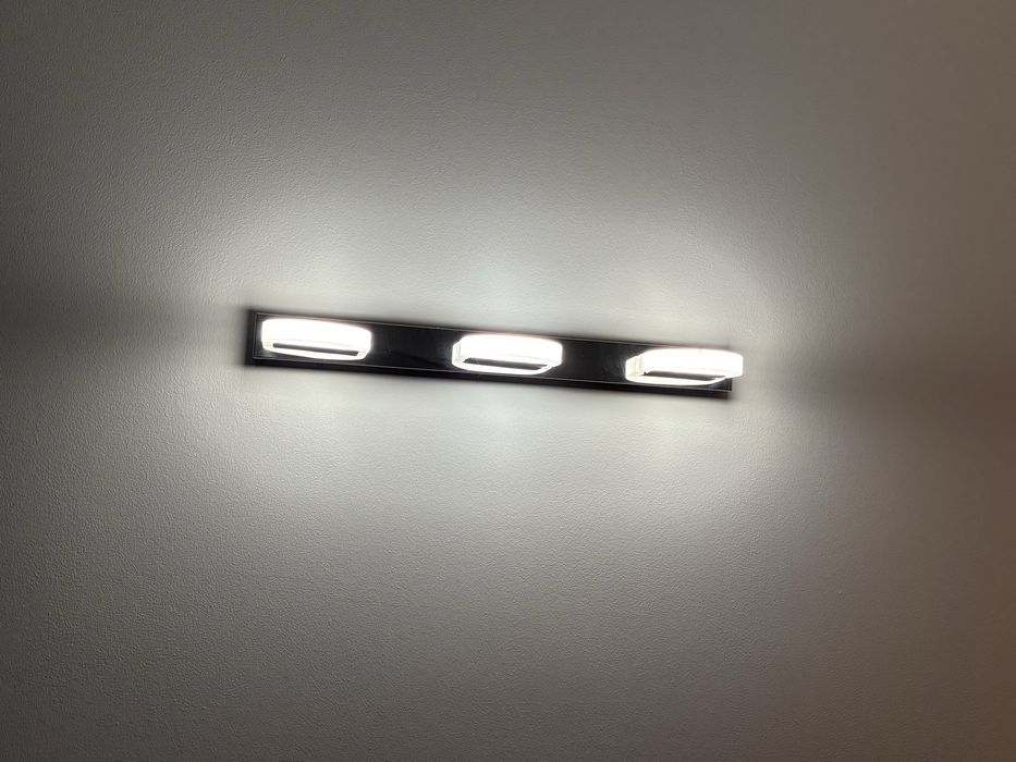 Kinkiet, lampa ścienna, Oprawa LED Activejet, model AJE-FLAVIA 1.