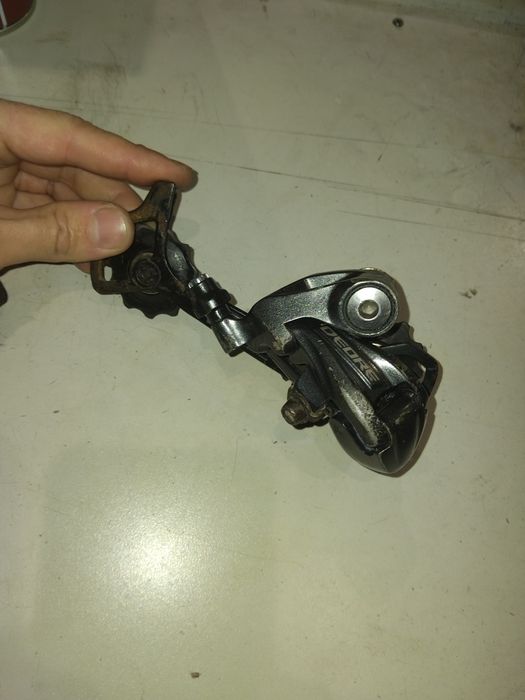 Перемикач задні Shimano deore ( SLX, XT) 6-9 швидкостей
