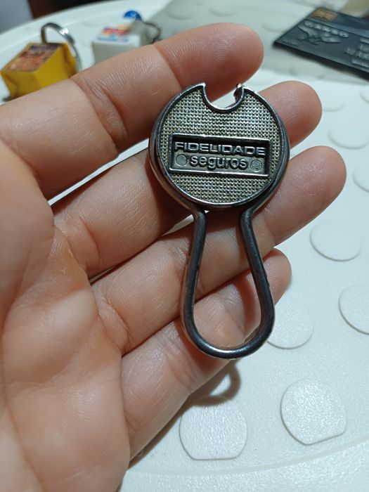 Porta chaves coleção Nestlé Sportis , Fidelidade , Super Bock 
Super B