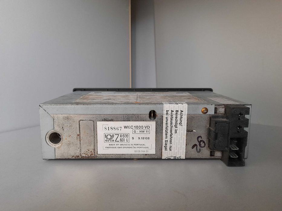 Radio Grundig WKC1800VD Mercedes w201 w124 w126