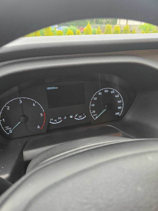 Samochód Ciężarowy Ford Transit