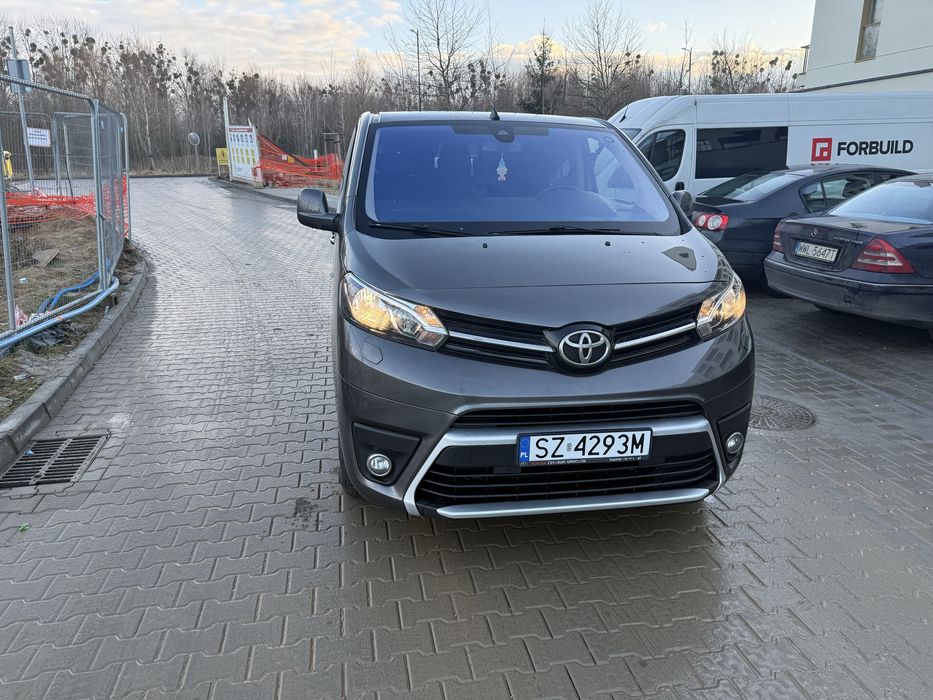 Toyota Proace Verso Family