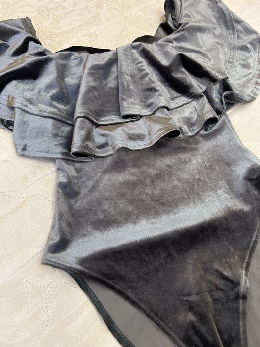 Боді велюровий С-М