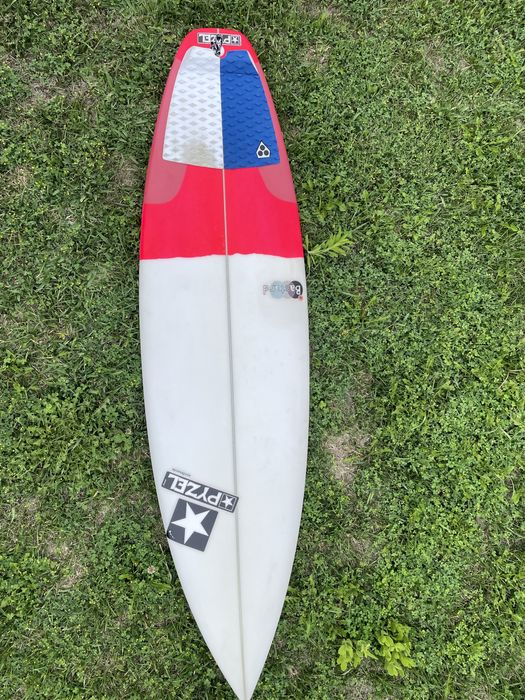 Prancha de surf Pyzel Bastard 5’11 FCS II como nova