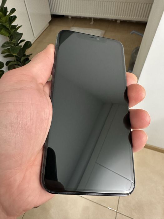 iPhone 11 pro max 64 gb