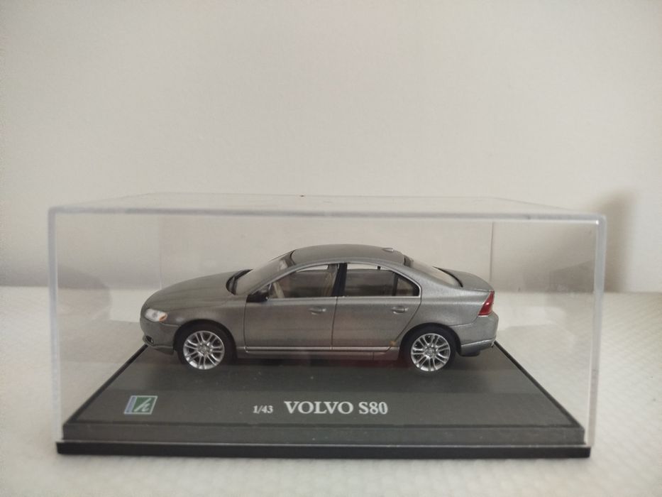 Miniatura Volvo S80 Nova 1/43