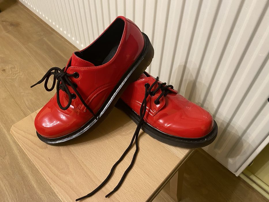 Botki czerwone rozmiar 39