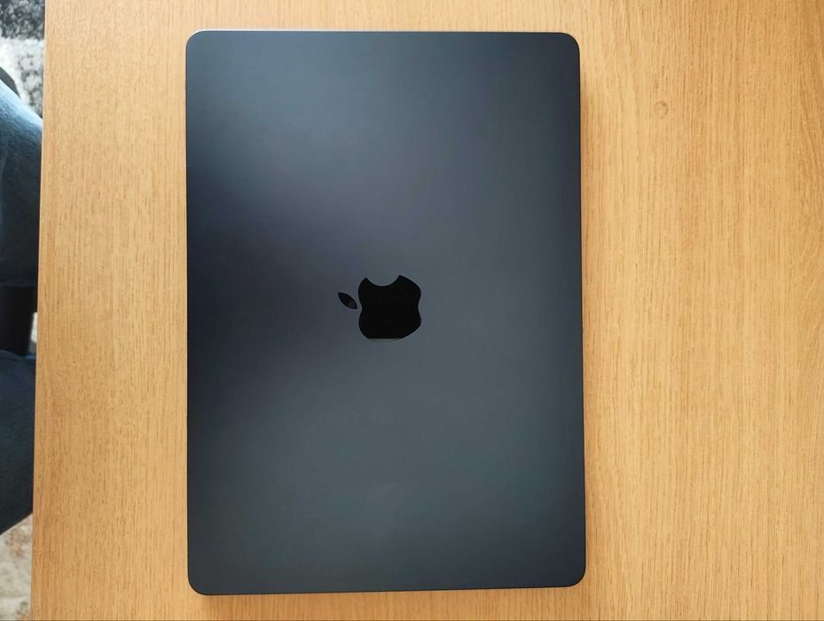 Macbook Air 13 2025 256GB 16GB RAM Como Novo