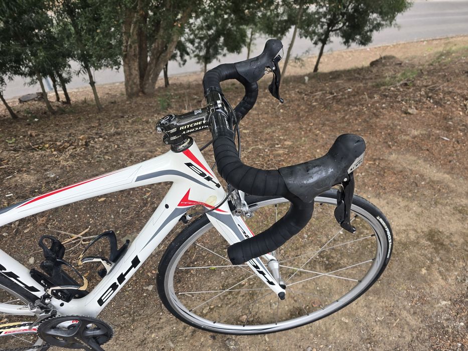 Bh m carbono bem equipada impecavel