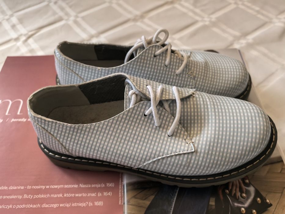 Półbuty Damskie Sznurowane r. 39