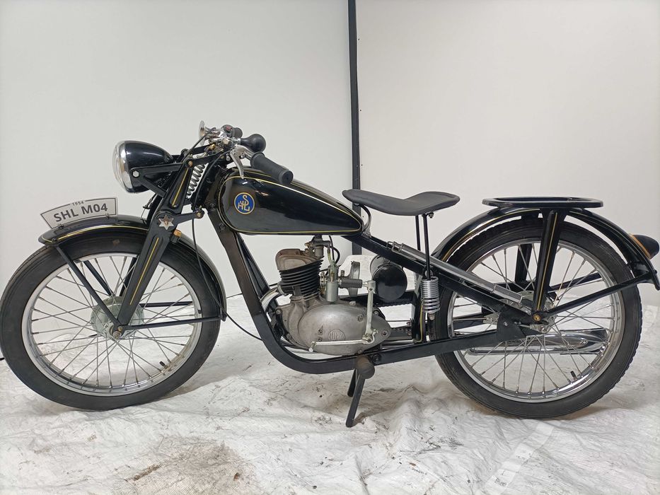 SHL M04 1954r. Zarejestrowana w kraju