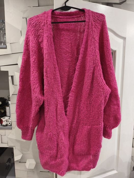 Sweter długi różowy