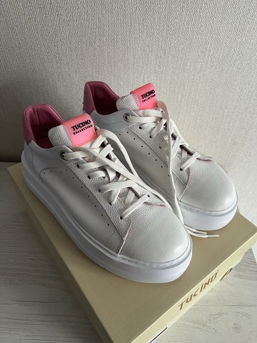 Кросівки ( шкіра)