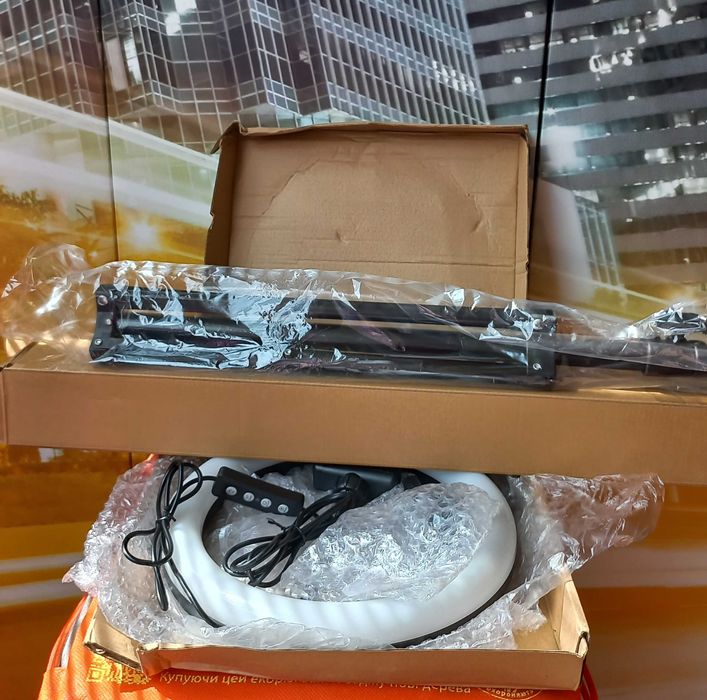 кольцевая лампа со штативом (лампа 26 см, штатив 1,6 метра)