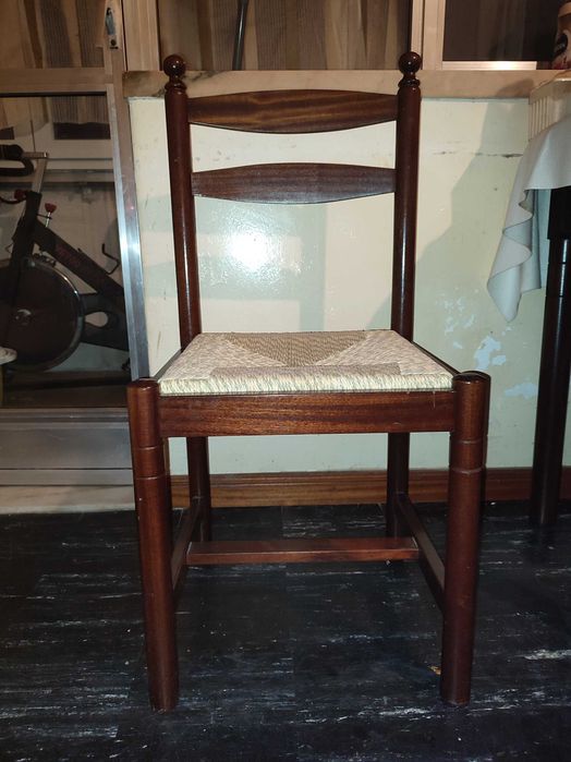 Cadeiras de mesa de jantar