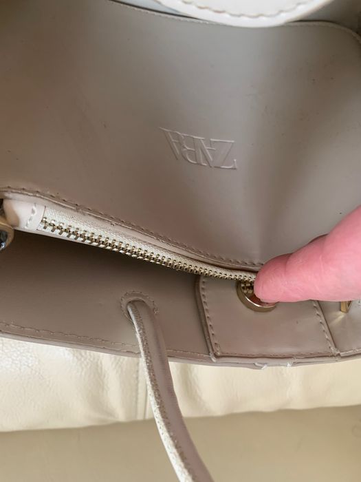 Сумка жіноча ZARA бежева через плече