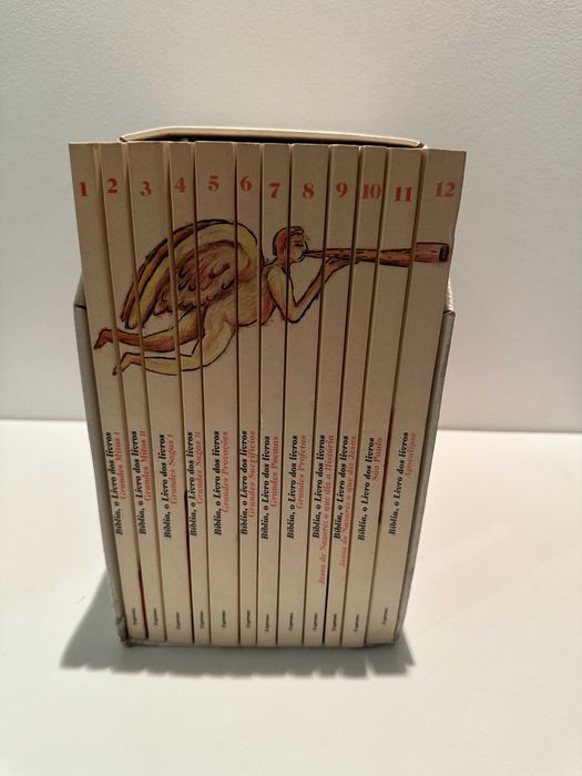 Bíblia -  O Livro dos Livros - 12 volumes - edição Expresso