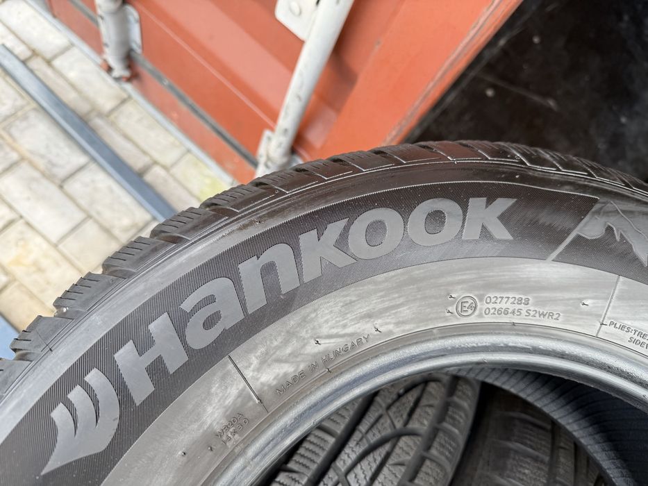Opony Zimowe 215/70/16 Hankook 4szt Siedlce